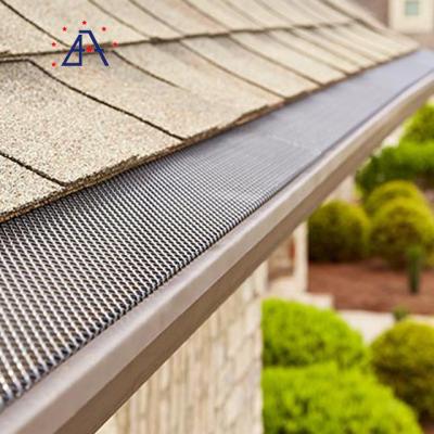 China Corrosion Resistance China Factory Supply Best Quality Villa Rain Gutter Guard Leaf Filter Aluminum Machined Gutter Profile for sale