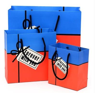 China Luxury Custom Recyclable Clean Printed Logo Jewelry Flower Gift Packaging Paper Bag Boutique Clothing Shopping for sale