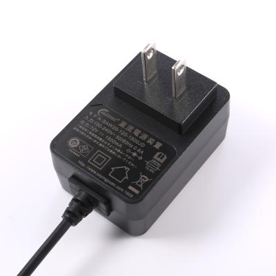 Κίνα 9V 2A 12V 1.5A 6V 3A μετέστρεψε τα πρότυπα παροχής ηλεκτρικού ρεύματος IEC62368 IEC60335 UL1310 προς πώληση