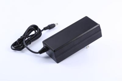 China adaptador da C.A. do poder do adaptador 60W T da alimentação de DC da C.A. de 12V 5A 15V 4A USB à venda