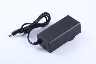 China 36W regulierter Stromadapter DCs 12V 2A Stromadapter Schaltungs-5V 1A zu verkaufen