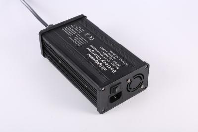 China 450 W Ladegerät für alle Arten von Batterien 12 V 24 V 36 V 48 V Anderson DC-Stecker zu verkaufen