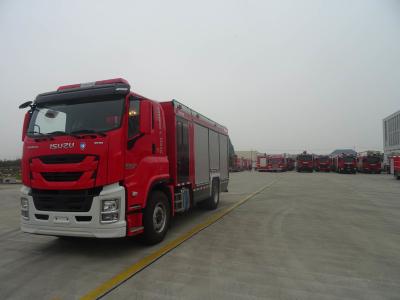 China ISUZU 17460kg waterreservoir brandweerwagen brandweermotor waterreservoir 6000L Te koop