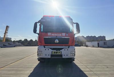 China QC300 19000KG Carros de bombeiros comerciais Ambulância Motor de bombeiros 10500 × 2550 × 3800MM à venda