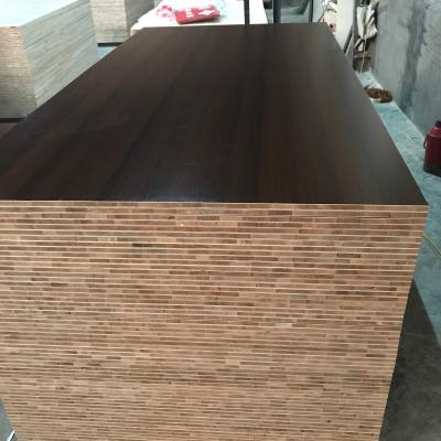 China Paulownia Core 15mm Melamine Moisture Proof Blockboard for sale