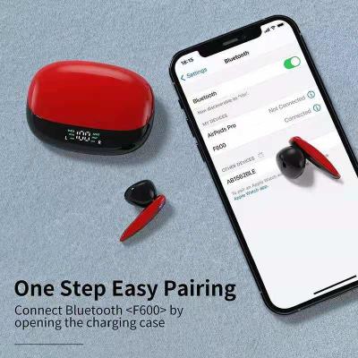 Cina Vero Earbuds senza fili TWS Bluetooth Earbuds con le cuffie a comando a tocco di Bluetooth di chiamata della radura di Mics con la spigola in vendita