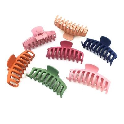 China Wholesale Korean Frosted Colorful Plastic Decoration Hair Claw Ladies Big Cut Hair Clips Hair Accessories For Woman for sale