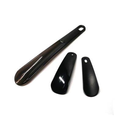 China Lightweight ABS Matte Short Lifter Plastic Shoe Plastic Spoon for Women and Men Shoe Horn Finger Toe Shoe Horn - PH03AE for sale