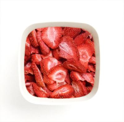 China FD STRAWBERRY Crispy Slice Freeze Dried Strawberry Dies FD STRAWBERRY Crisps for sale