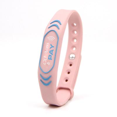 China Custom factory direct waterproof/waterproof rfid printed silicone wristband, rfid read/write wristband for sale