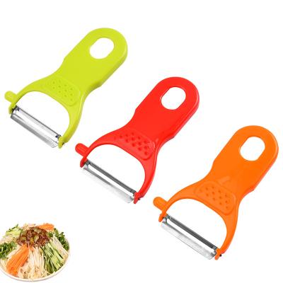 China Amazon Success Kitchen Accessories Vegetable Viable Portable Steel Peeler Manual Potato Peeler for sale