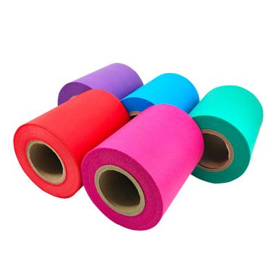 China Waterproof factory customize nonwoven fabric black pink doctor tnt biodegradable nonwoven fabric purple orange color Turn-tie nonwoven fabric for sale