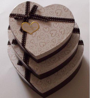 China Heart Shape Recycled Gift Paper Box Packaging , Brown Cream Paper Box Customized Size for sale