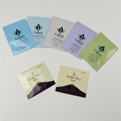 China Convenient Flat Bag Cosmetics Sachets for Your Customers for sale