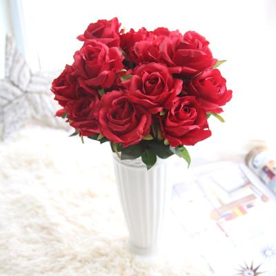 China Environmental Friendly Good Quality Artificial Flower 7 Pcs Rose Flower For Sale Bridal Bouquet Background For Photography Different Color For Choose for sale