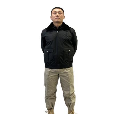 China Impermeable de seguridad 100% lightweight durable polyester reflective guard all season softshell safety bomber jackets for sale