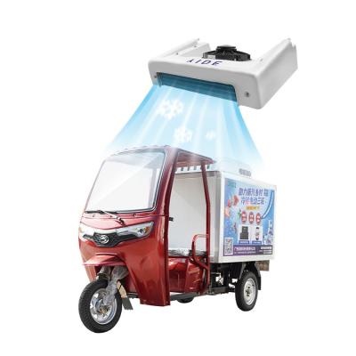 China Supermarkets Fully Enclosed Tricycle Refrgerated Van Truck Refrigerator With Cooler Box for sale