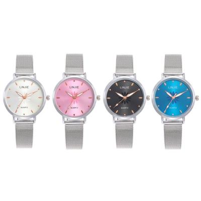 China Hot Sales New Arrival High Quality Unisex Mesh Strap Watch Wrist Watch Simple Design for sale