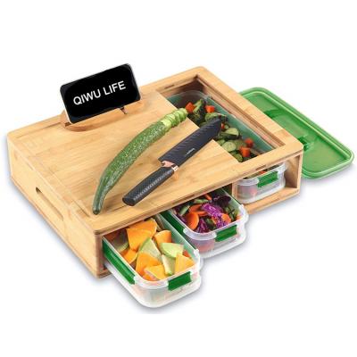 China Viable Private Label Engraved Wood Kitchen Bamboo Wooden Cutting Board Choppers with 3 Compartments for sale