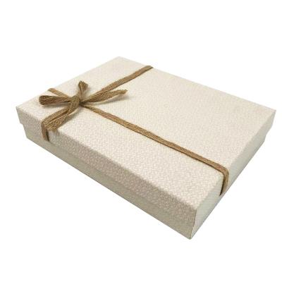 China Factory Recycled Specialty Gift Packaging Rigid Paper Materials Bowknot Gift Box Luxury Box With Lid for sale