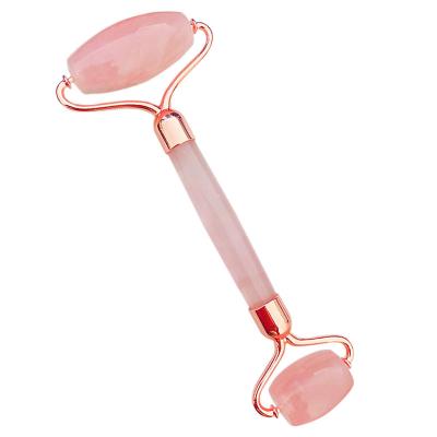 China OEM Portable Natural Rose Quartz Facial Jade Roller Crystal Guasha Stone Board Massage Kit Shoulder of rose for sale