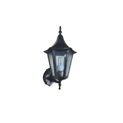 China Outdoor Garden Cast Aluminum Wall Lantern Wall Light Bronze Finish E27 Lantern for sale