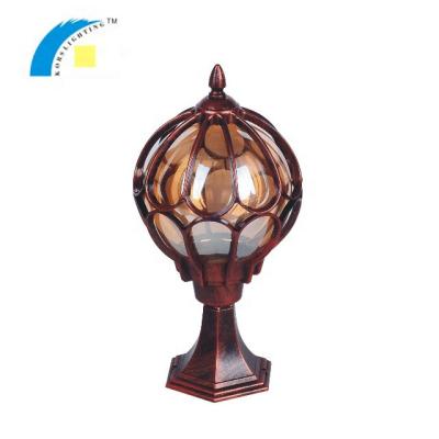 China European Outdoor Pedestal Lantern Light Pillar Base Pathway Vintage Garden Home Fence Decorative Garden Post Lights for sale