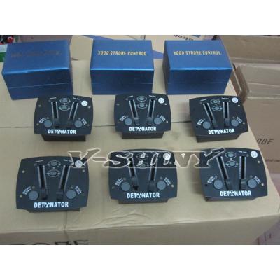 China Easy Operation Remote Control Detonator For 28 Pcs Dmx Atomic 3000 Strobe Light for sale