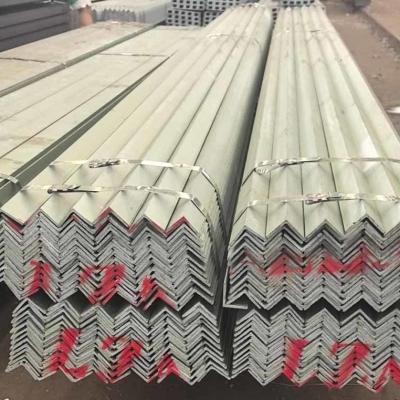 Chine Acier à angle galvanisé à chaud / barre d'angle ASTM A36 Largeur 30/40/50 mm à vendre