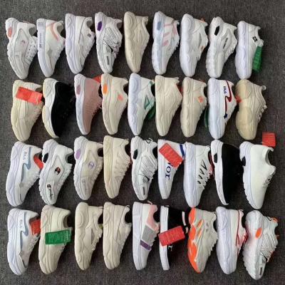 China CUSHIONING bulk wholesale men sneakers fashion original running shoes wholesale sneaker running lot shoes sports mixed shoes running sneakers for sale