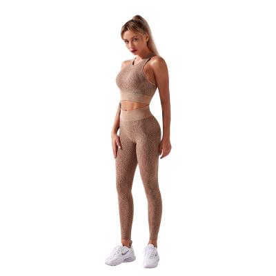 China Breathable Gym Two Piece Sets Workout Clothes For Women Seamless Fitness And Yoga Wear Clothes Sports Bar Running Suit High Waist Leggings for sale