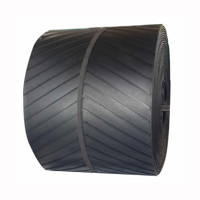 China Hot Selling Optional Natural Rubber PE Polyester Pattern Herringbone Rubber Conveyor Belt en venta