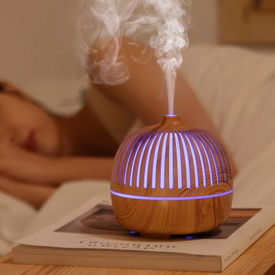 China Car 7 Variable Colorful Atmosphere Lights Quiet Humidifier Cool Mist Ultrasonic Humidifier for sale