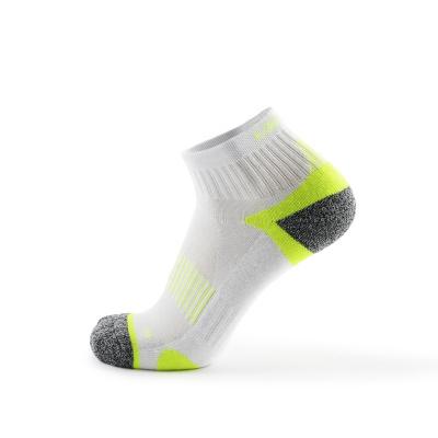 China AGRADECIDO Breathable Multi Colored Mens White Ankle Sport Socks Basketball Socks for sale