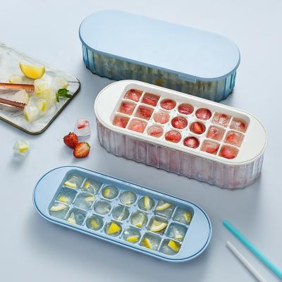 China 2021 Summer Sale Amazon Cold Mold Silicone Ice In Tray Quick-Frozen Cubes With Lid Viable Box Hot Homemade Beverage Cube for sale