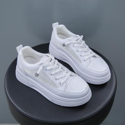 China Custom Fashion Trend 8802 Stylish Ladies White Logo Flat Sport Shoes For Girls for sale