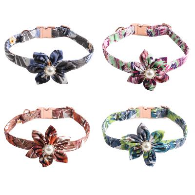 China DETACHED Manufacturer Well Made Personalized Cute Pet Collars Cat Collar for sale