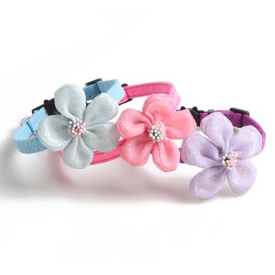 China Fashion Safety Flower Soft Suede Cute Detachable Velvet Puppy Adjustable Pet Collar for sale