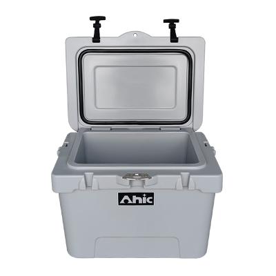 China New Design 25QT Waterproof Patented Plastic Cooler Box Offroad for sale