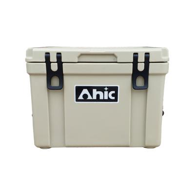 China Waterproof Portable Plastic Outdoor Cooler Box 25L Cooler Box Can Drinking Ice Cooler for sale