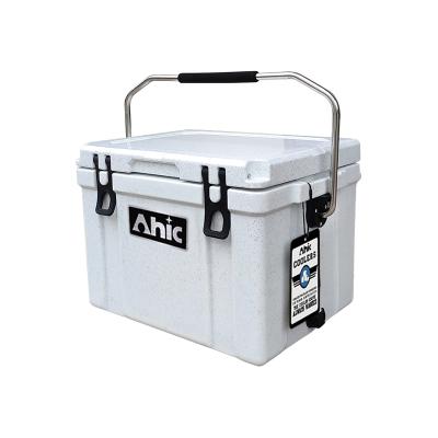 China Waterproof 2021 New Insulated Cooler Box With Handle Ice Chest Cooler Box EOS Base Camp for sale