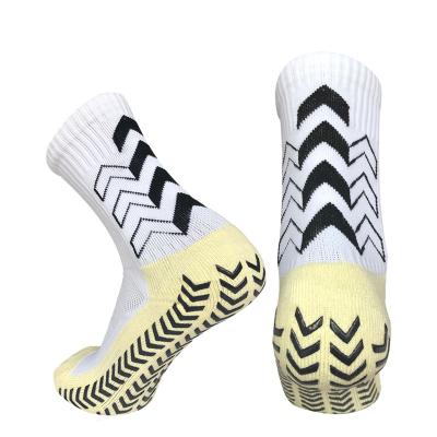 China Breathable In Running Basketball Sports Men Running Thick Anti-slip Logo Grip Towel Bottom Football Sports Custom Socks for sale