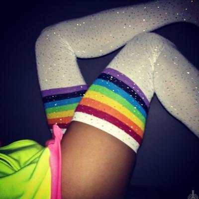 China Low MOQ Rhinestone High Knee High Socks QUICK DRY Custom Wholesale Custom Thigh Over The Knee Women Stockings Bling Long Socks for sale