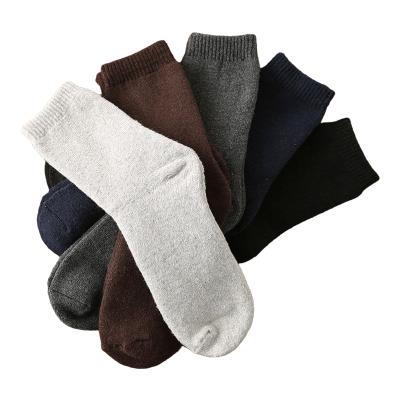 China Wholesale Fluffy Warm Fluffy Winter Woolen Crew Men's Thick Warm Soft Cozy Socks Towel Wholesale QUICK DRY for sale