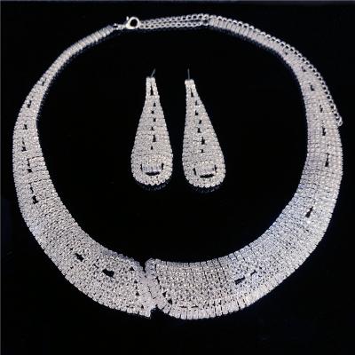 China FASHIONABLE Luxury Rhinestone Crystal Bridal Jewelry Tear Drop Party Wedding Jewelry Necklace Sets for sale