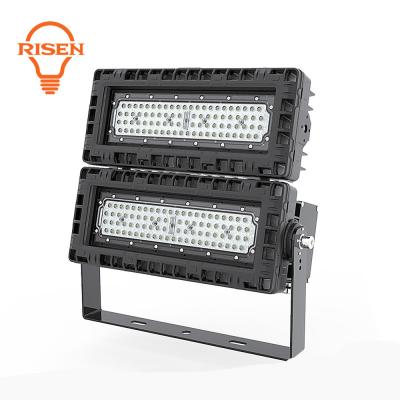 China Sports Stadiums 200W 200Watt LED Flood Lamp With Optical Lens 200 Watt Project Stadium Spotlight For Sports Fields Light for sale