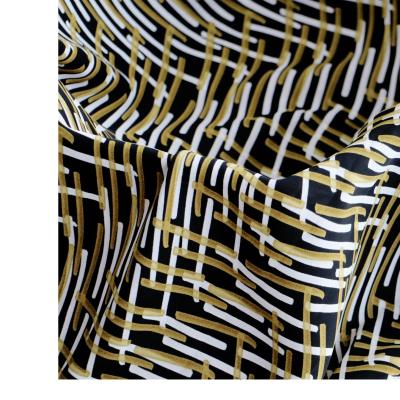 China Chiffon Resistant Crepe Wrinkle Stripe Crepe Dress Fabric Floral Crepe Gingham Fabric for sale