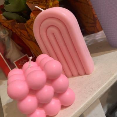 China Luxury Valentine's Day Rose Color Cylinder Soy Wax Bubble Mold Scented Candle for sale