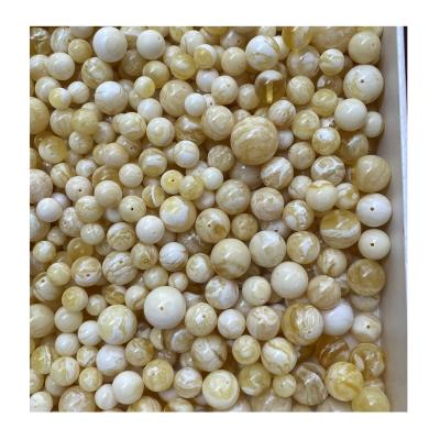 China High Quality Polishing Russian Amber Beads The Factory Outlet Natural Natural Baltic Amber Diameter of White Loose Beads is 10-20mm for sale