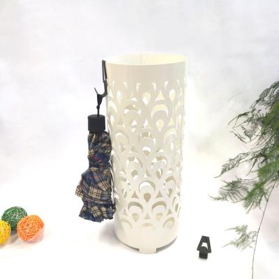 China Hot Selling Popular Iron Products Household Umbrella Stand Metal Umbrella Stand Holder Stand New New for sale